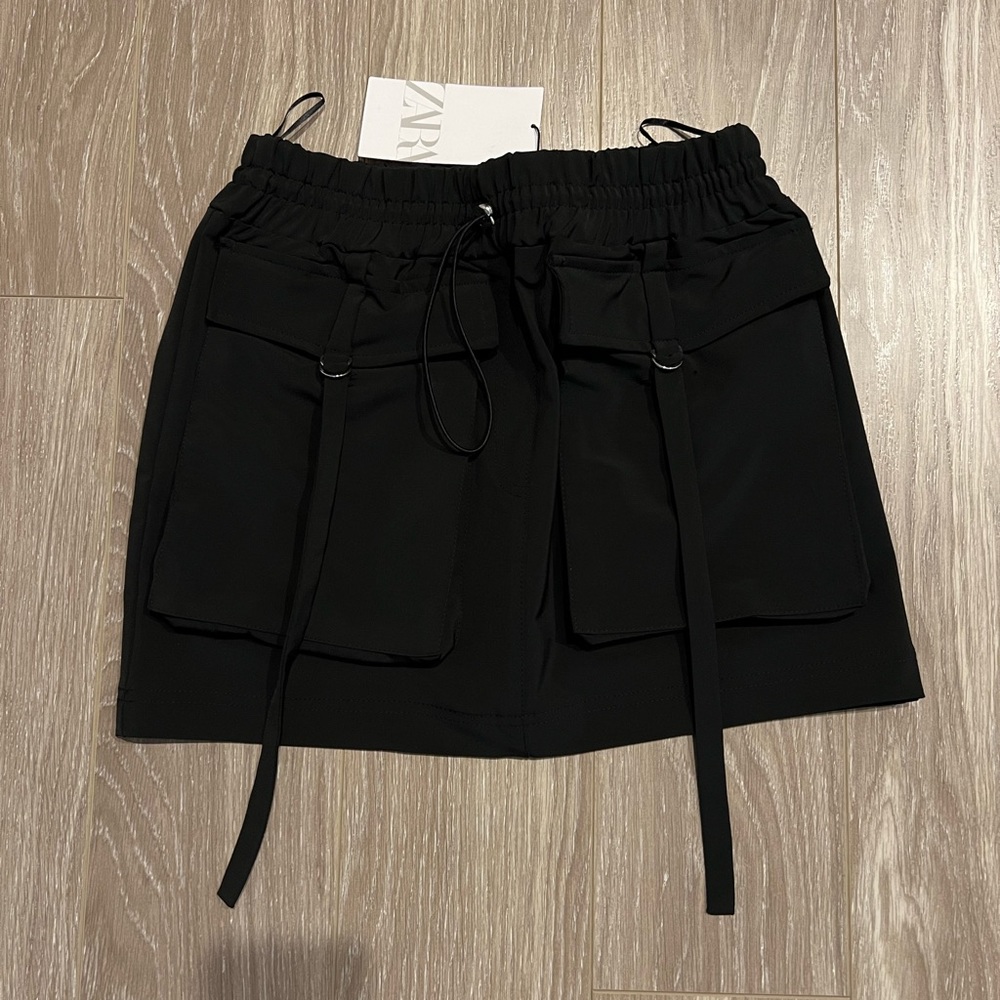 Zara cargo mini skirt